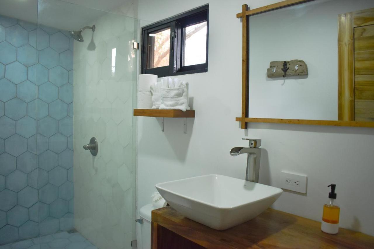 Blue Window Boutique Villas Hotel Playa Junquillal Екстер'єр фото