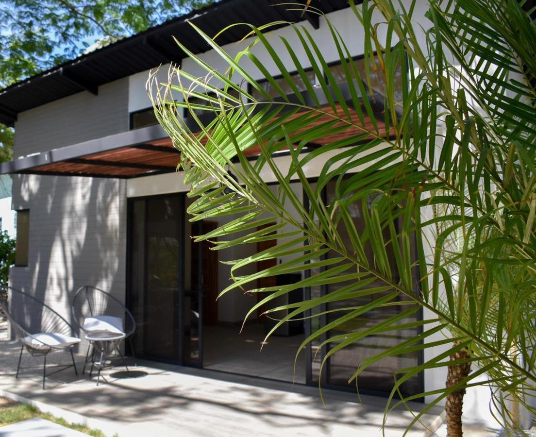 Blue Window Boutique Villas Hotel Playa Junquillal Екстер'єр фото